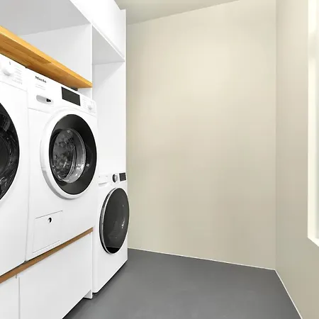 - Bedroom With En Bathroom