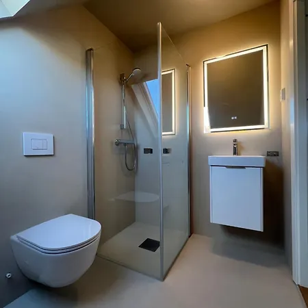 - Bedroom With En Bathroom Guest house *