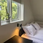 - Bedroom With En Bathroom Gasthuis Stavanger